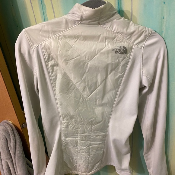 North face jacket - Picture 2 of 3